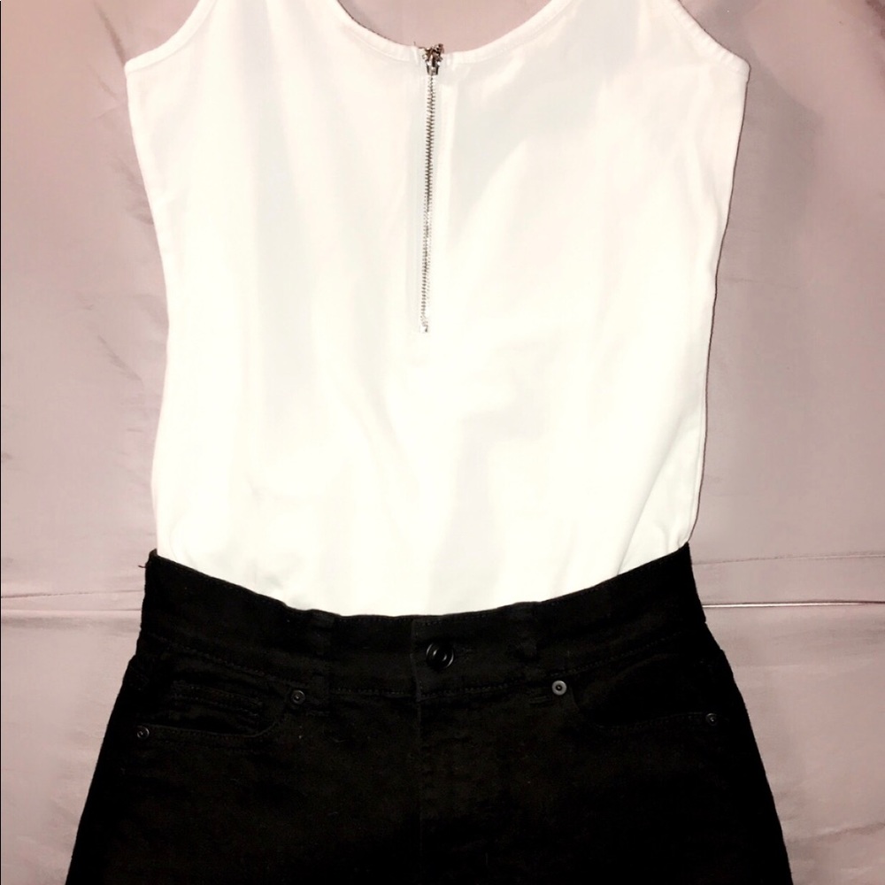 Black and white summer outfit